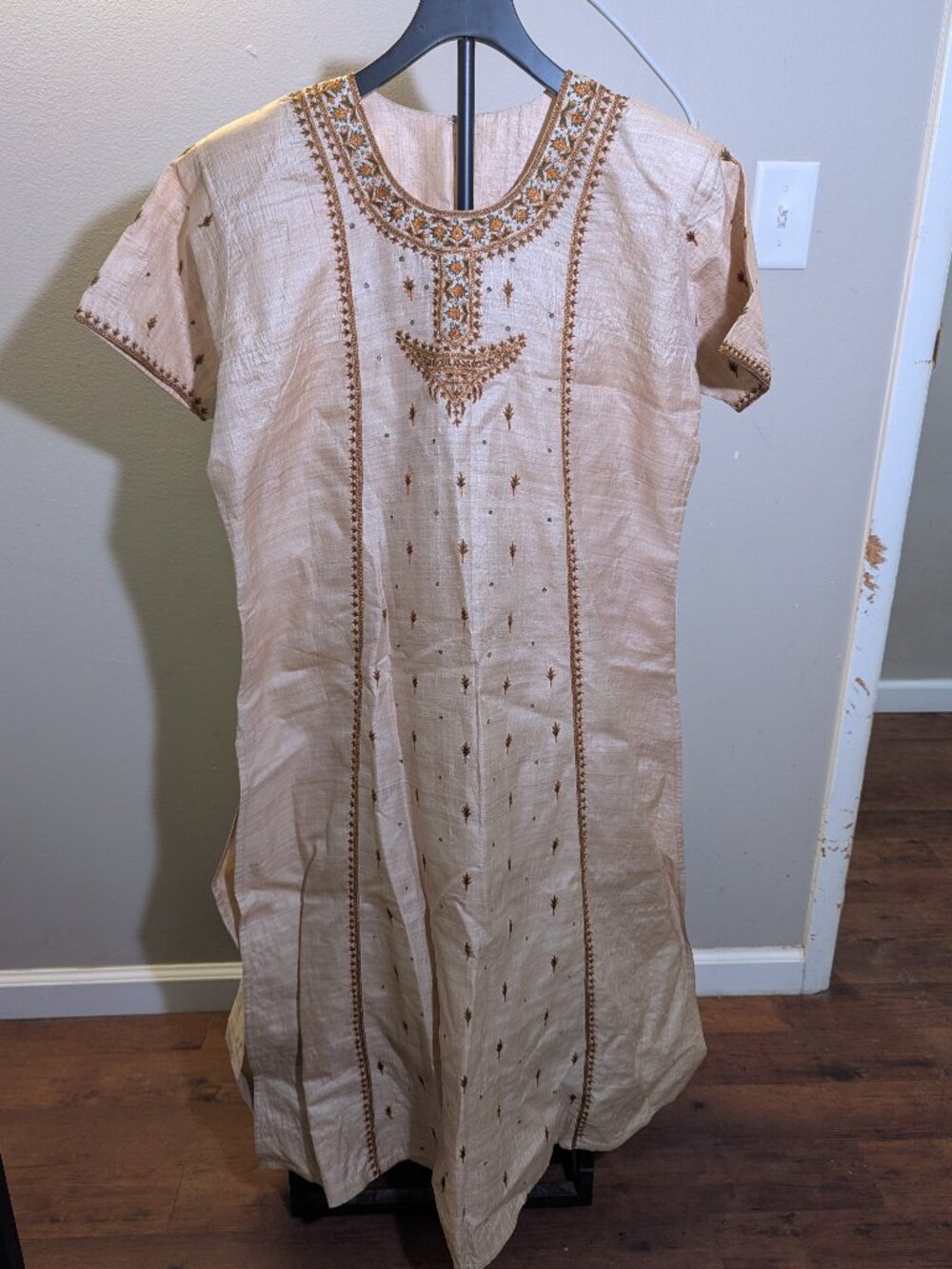 Vintage Beige Indian Pakistani Kurta with Gold Embroidery